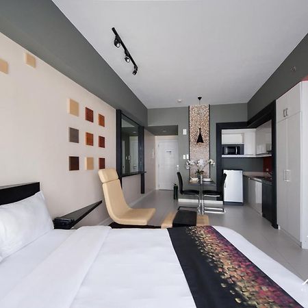 Kl Serviced Residences Managed By Hii Makati City Exterior foto