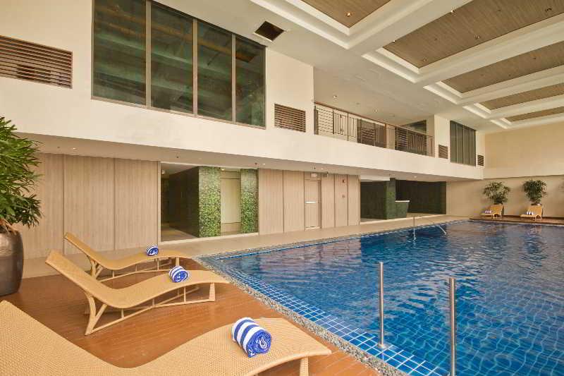 Kl Serviced Residences Managed By Hii Makati City Exterior foto
