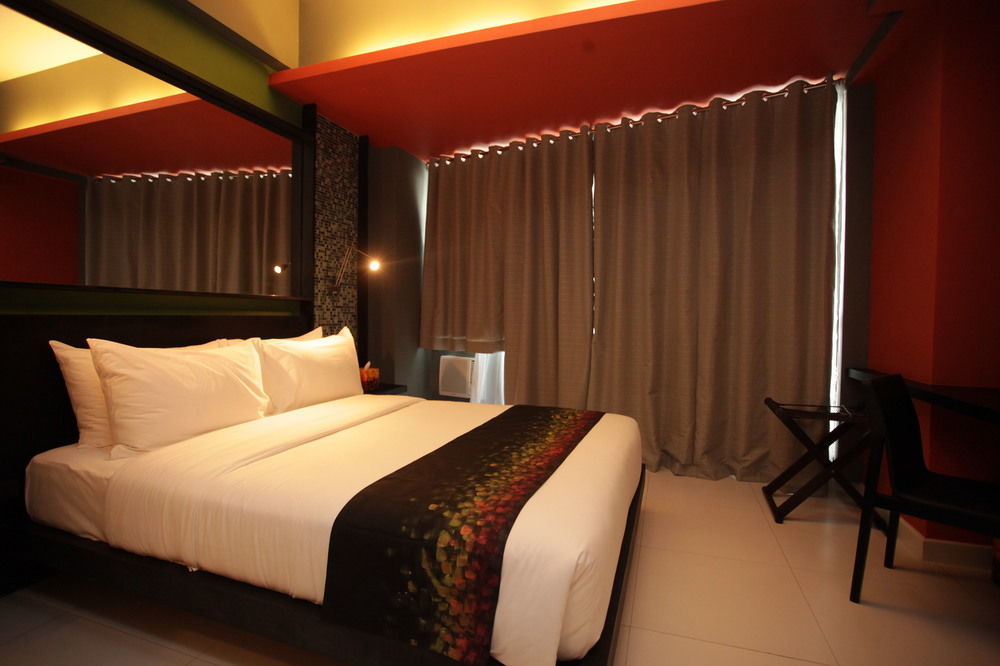 Kl Serviced Residences Managed By Hii Makati City Exterior foto