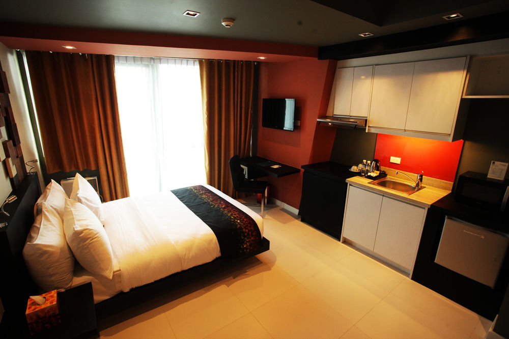 Kl Serviced Residences Managed By Hii Makati City Exterior foto